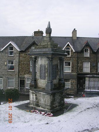Llan Ffestiniog War Memorial