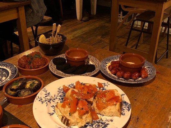 Nomad Bar And Kitchen