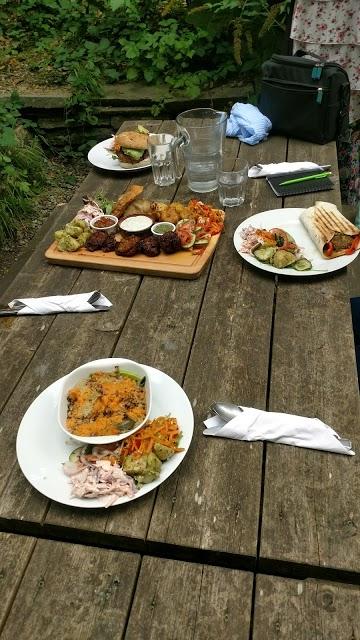 Riverside Coffee Shop & Cafe