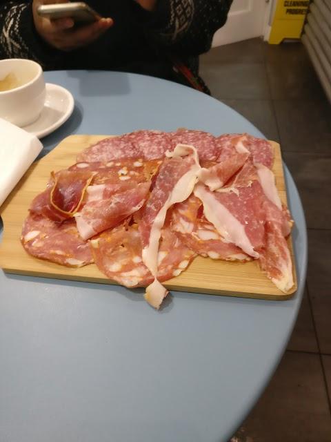 Al Ponte Deli