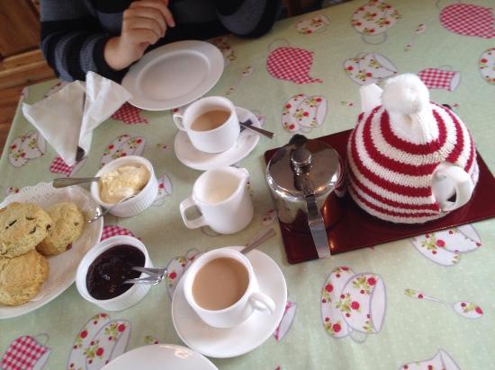 Giddy Aunt's Tearoom