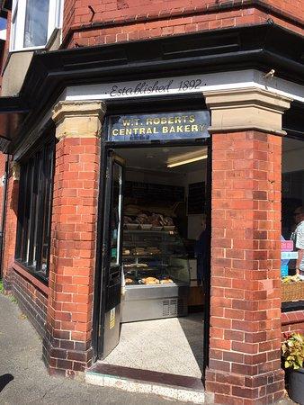 W. T. Roberts Central Bakery