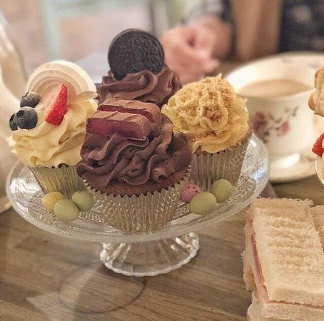 Love Peace and Cupcake