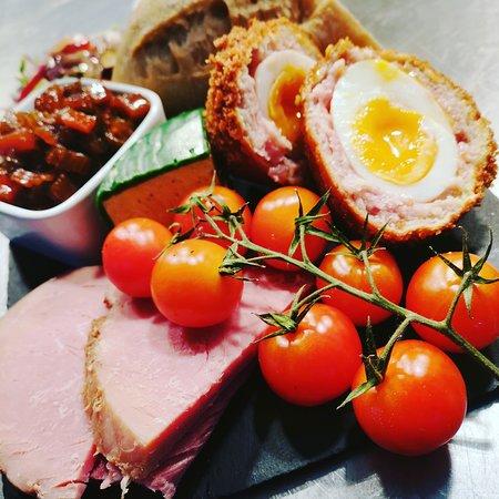 Welcome Country Pub & Kitchen