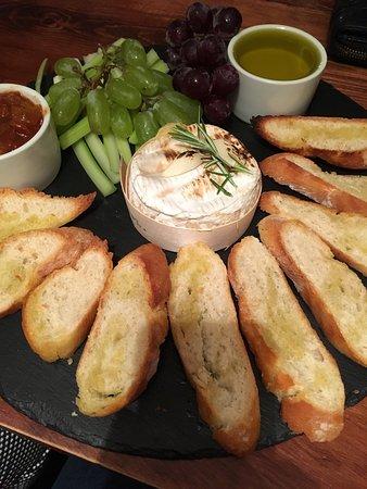 Tafarn y Gader Tapas