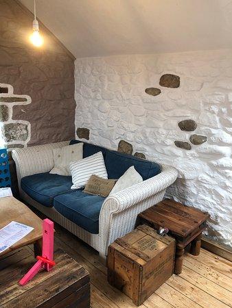 Flipside Cafe and Cakery