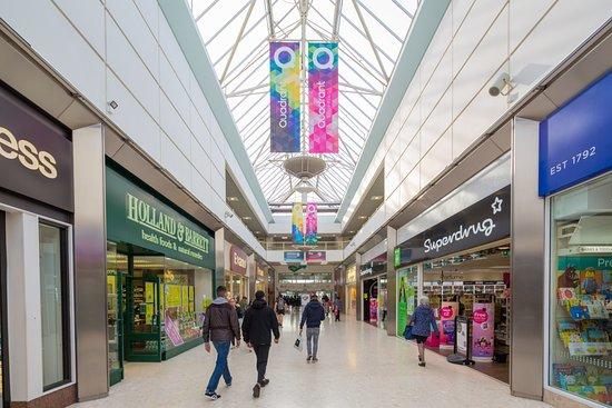 Quadrant Shopping Centre