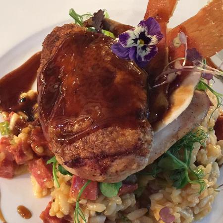 Bull Hotel Restaurant