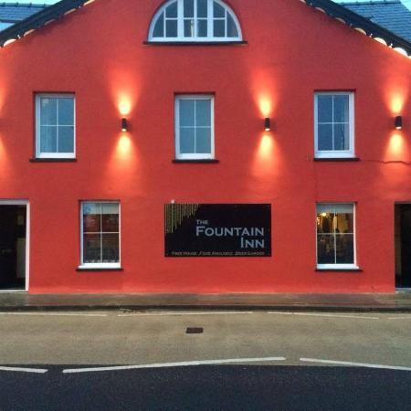 Fountain Inn Trefechan